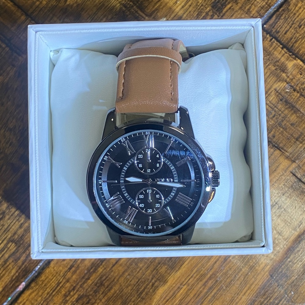 New Mens watch